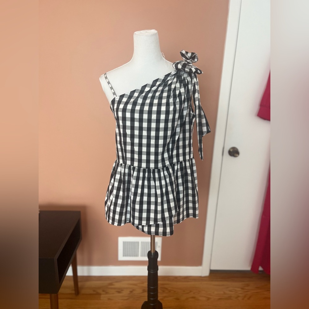 Who What Wear checkered Top